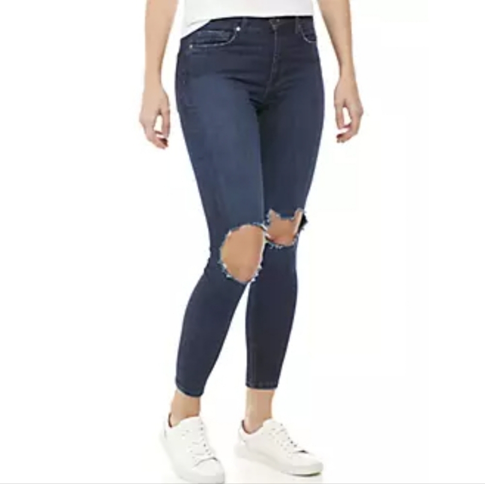 ❤️ FREE PEOPLE HIGH RISE SKINNY JEANS - "BUSTED KNEE", 6 (28)